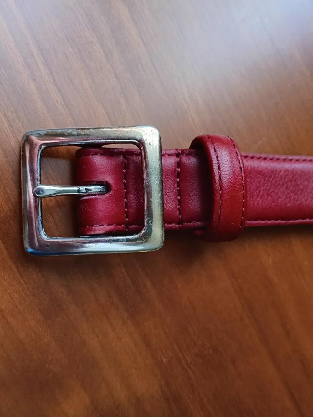 Pre-Loved COACH Red Leather MADE IN THE USA Silver Buckle Belt Size Medium